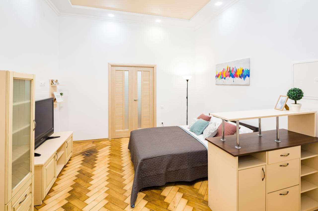 Bright And Cozy Apart With Balcony Lviv Luaran gambar